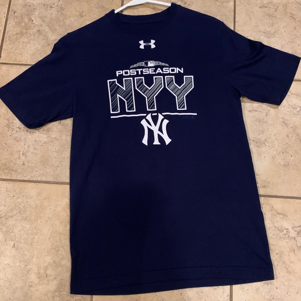 Under Armor Heatgear Dark blue Ny Yankees T-Shirt.